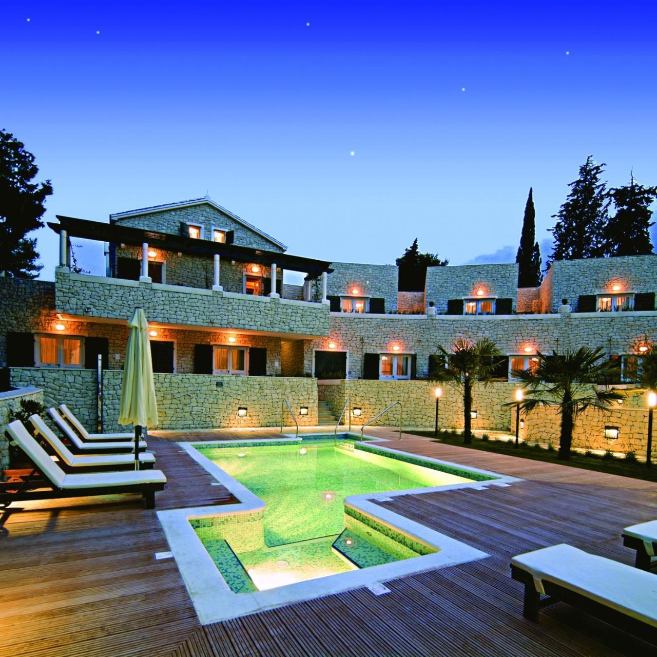 Hotel Bracka Perla - Adults Only Supetar Exterior photo